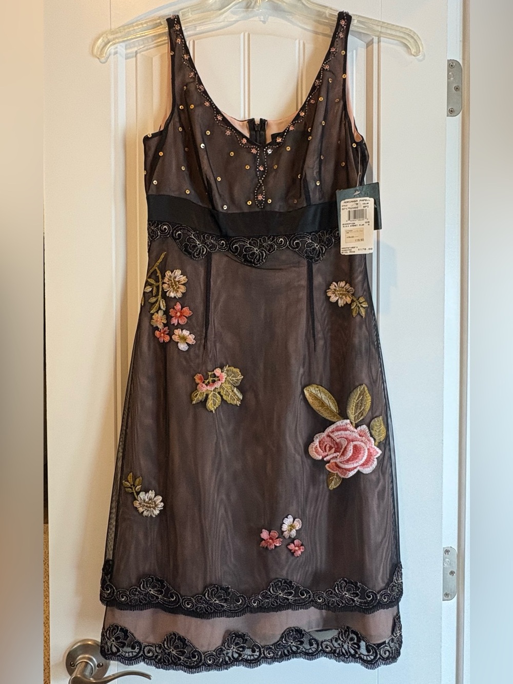 NWT Adrianna Papell Black Floral Lace Dress